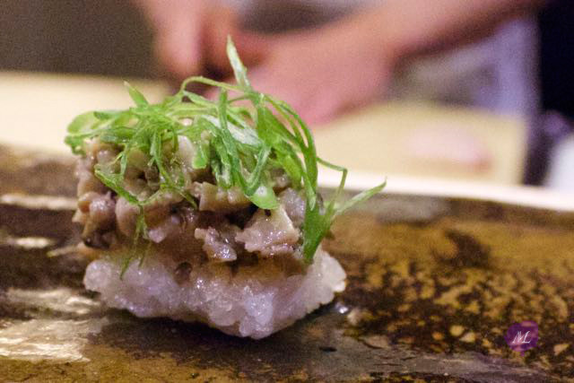 Matsutake mushroom with spice and scallion